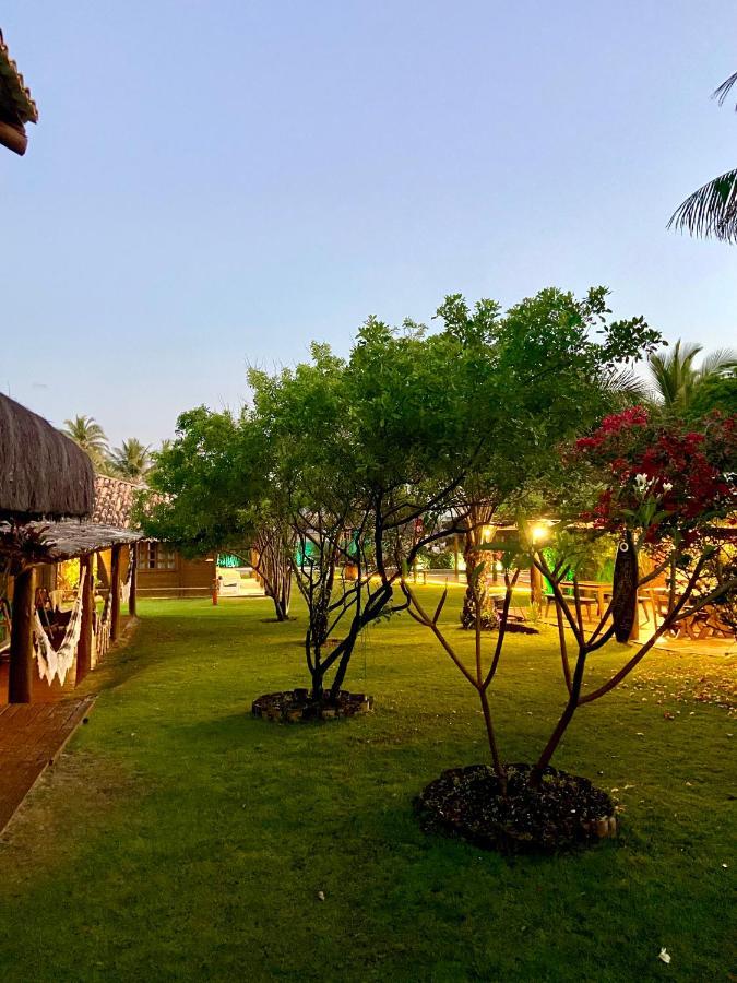 Bahia Surf Camp Hotel Abrantes ภายนอก รูปภาพ
